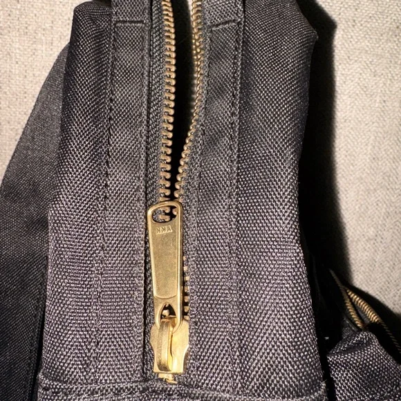 Herschel Supply Nova Mini Backpack - Black - GREAT CONDITION! 🎒 - Picture 9 of 11